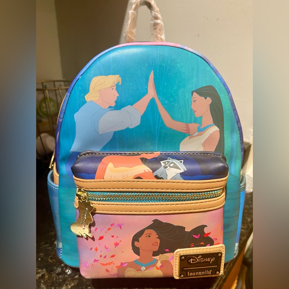 Loungefly Disney Pocahontas Scene Mini Backpack - Picture 4 of 5